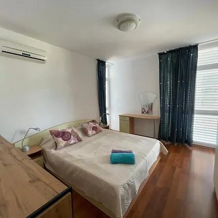 Daire Elit Private Apartments-sunny *