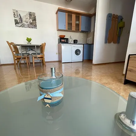 Elit Private Apartments-sunny *